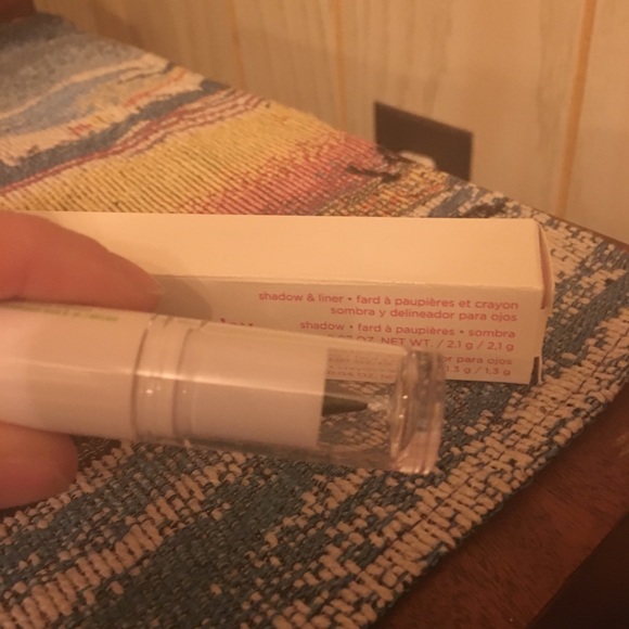 👩‍🎤Mary Kay eye shadow and liner pen - Picture 2 of 4